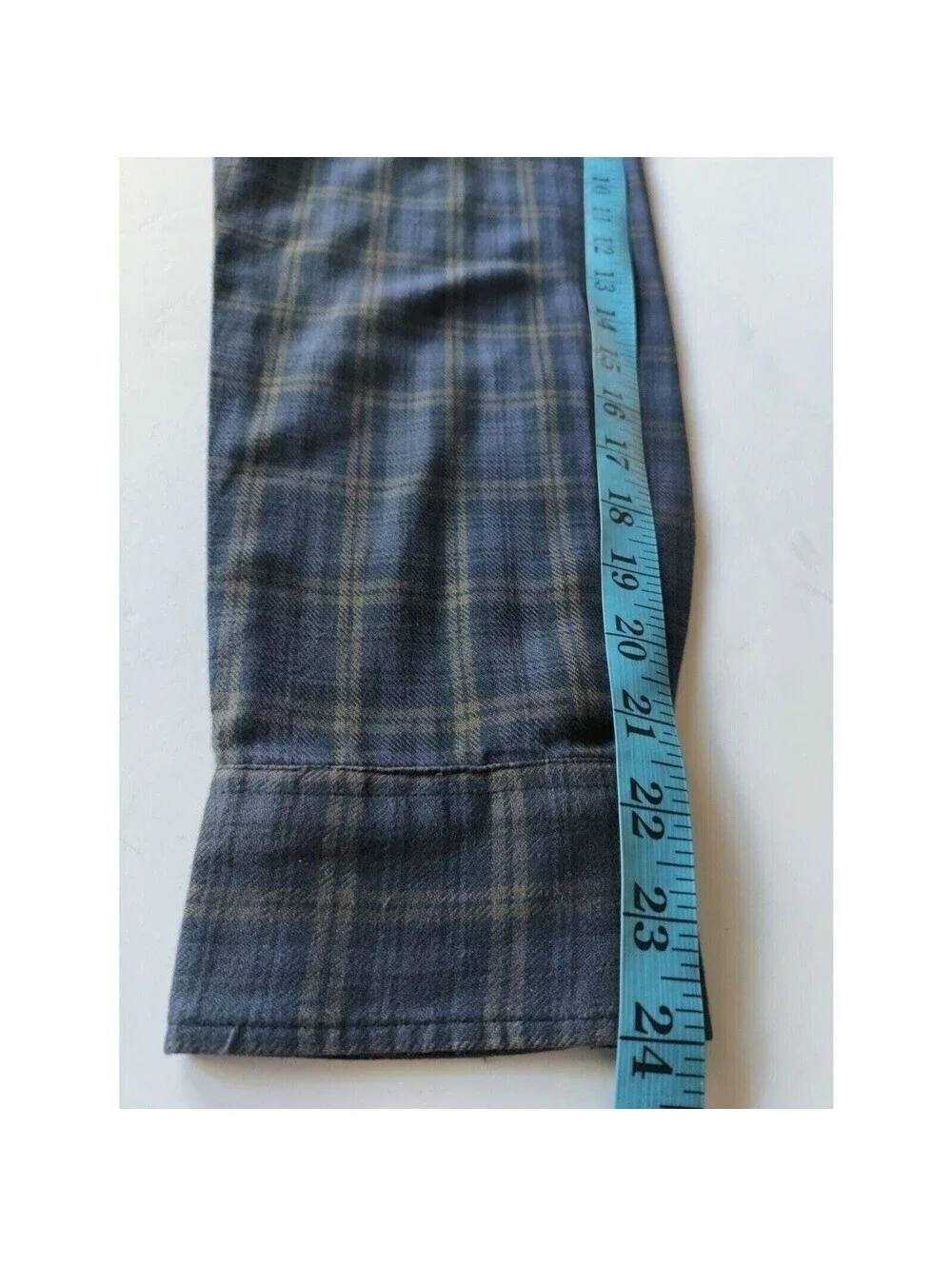 Banana Republic Men's Blue Plaid Button-Up Shirt Size Small